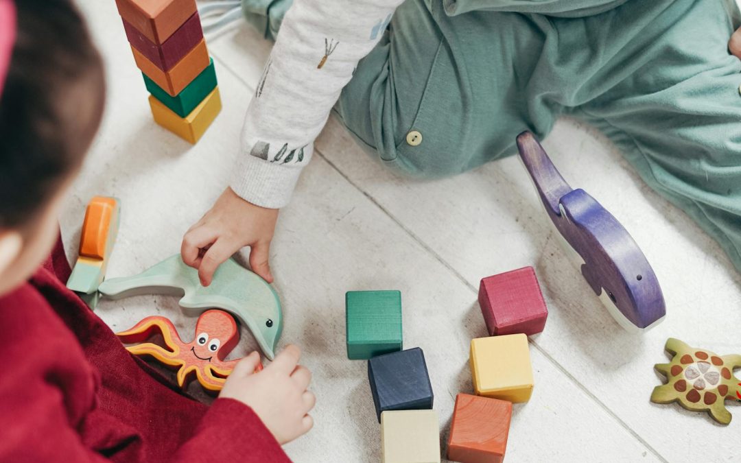 Unlocking Creativity: 10 Toddler Play Activities for Imaginative Minds
